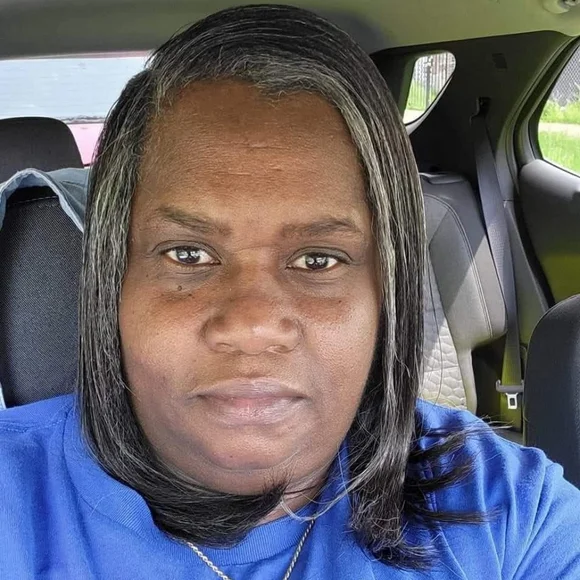 Smiley's Designer & Lux Share Show Flyer. - Picture 3 of 7